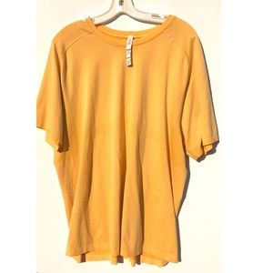 Mens LULULEMON  metal vent Shirt XXL short sleeve